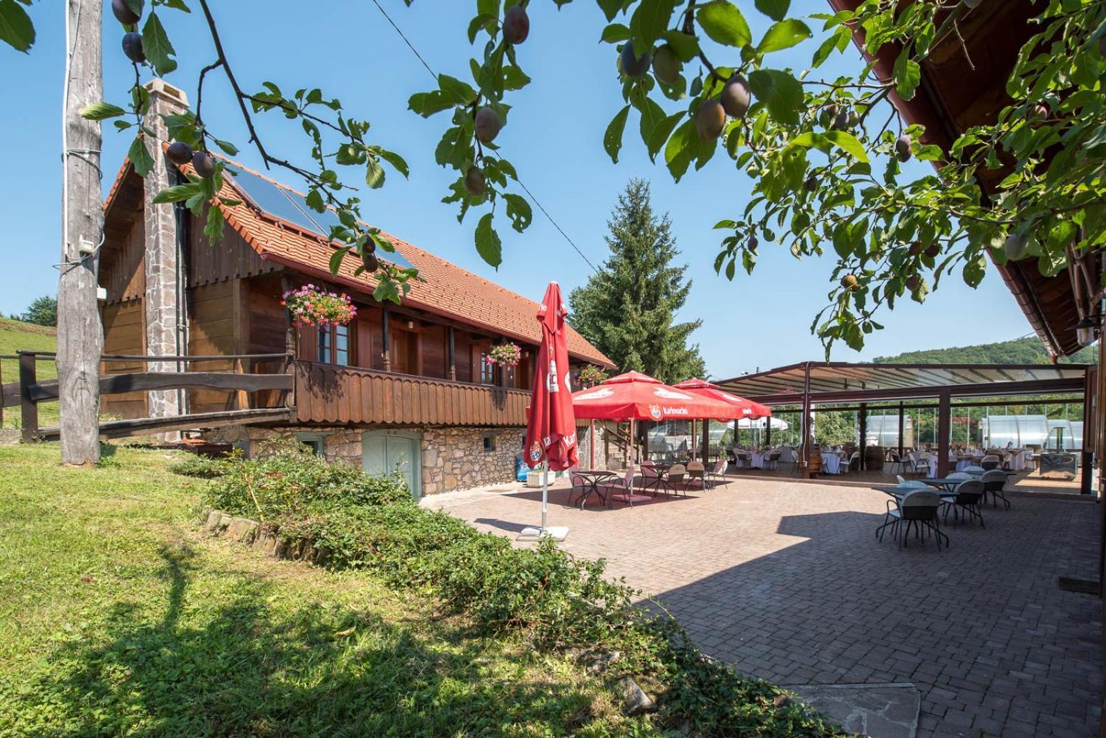 Hotel Srakovcic Heart Of Nature Ribnik Exterior photo