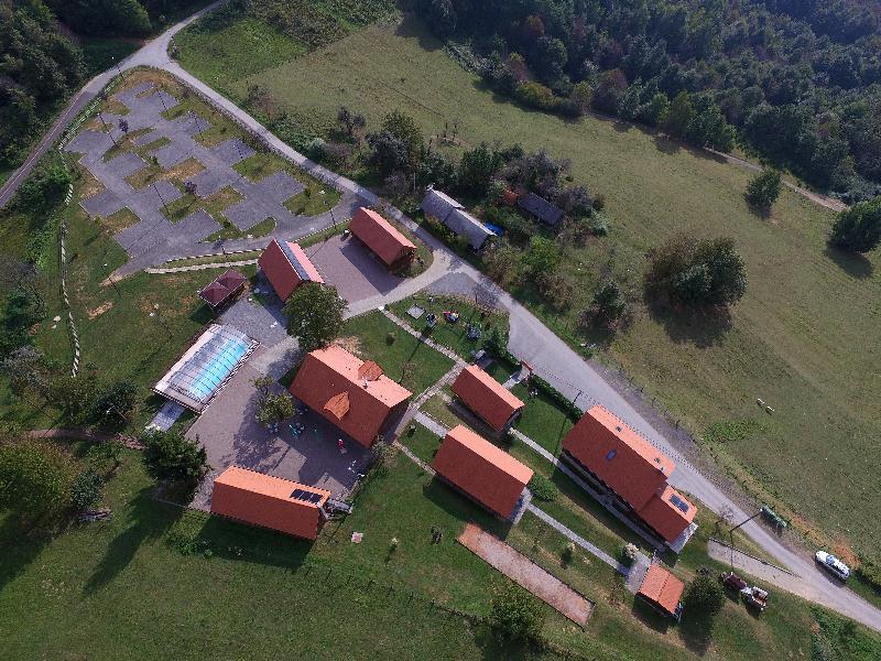Hotel Srakovcic Heart Of Nature Ribnik Exterior photo