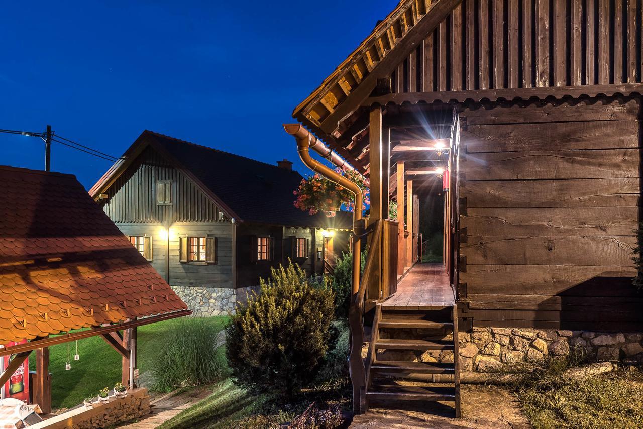 Hotel Srakovcic Heart Of Nature Ribnik Exterior photo
